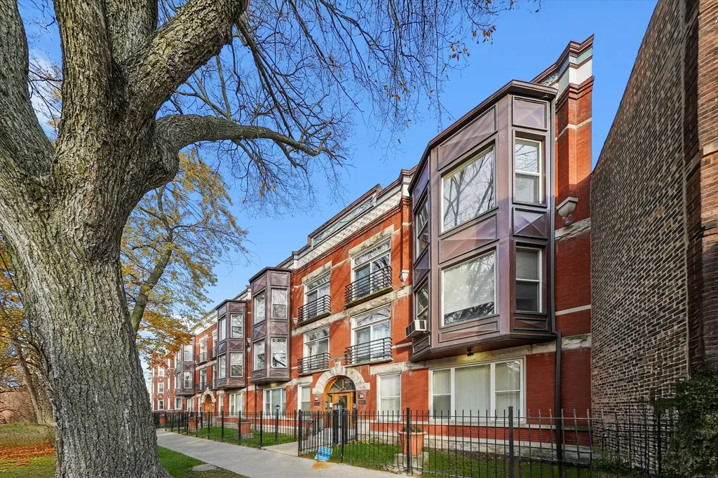 6651 South Maryland Avenue Chicago IL 60637