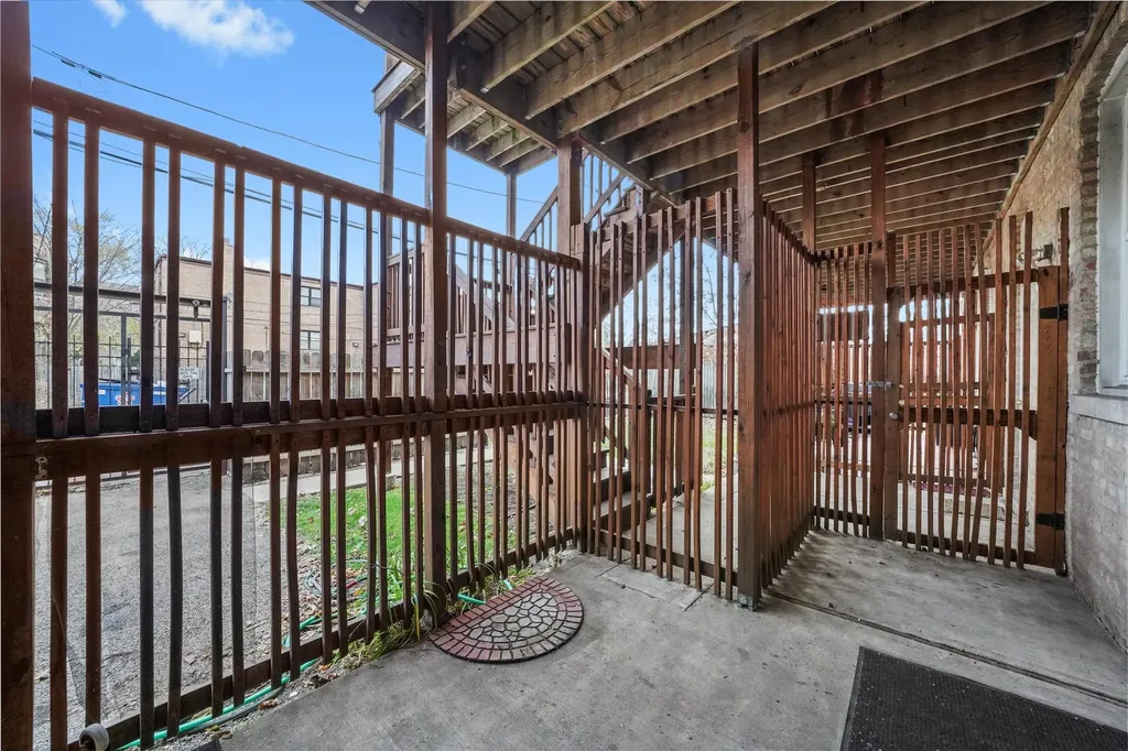 6651 South Maryland Avenue Chicago IL 60637