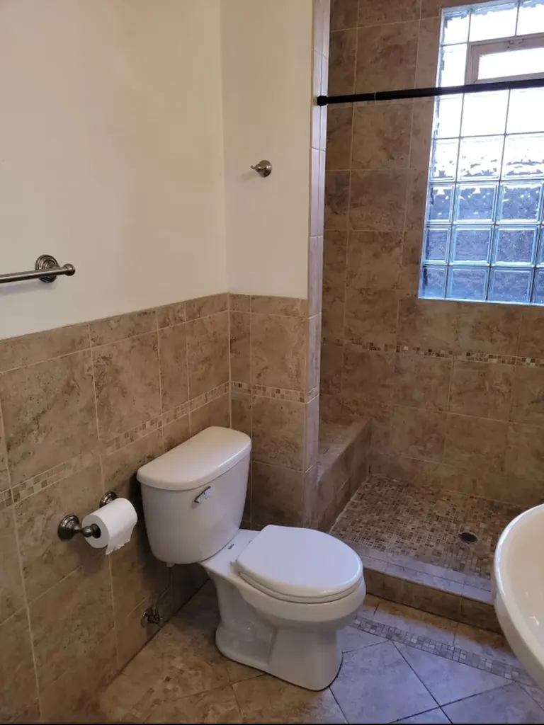 2350 West Grand Avenue Chicago IL 60612