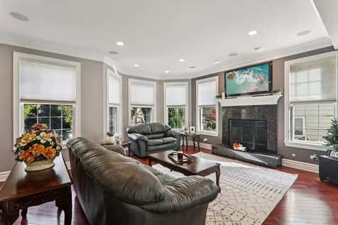 124 Hubbard Court Wauconda IL 60084