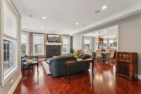 124 Hubbard Court Wauconda IL 60084
