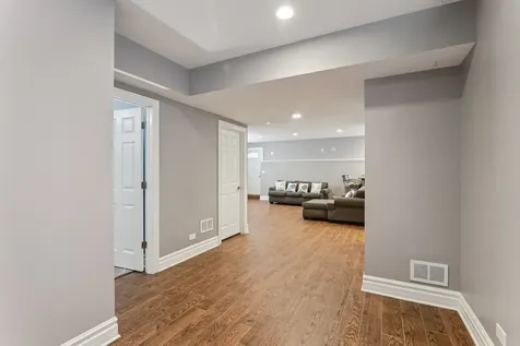 124 Hubbard Court Wauconda IL 60084