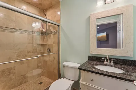 124 Hubbard Court Wauconda IL 60084