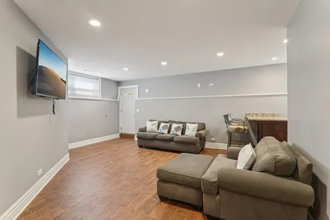 124 Hubbard Court Wauconda IL 60084