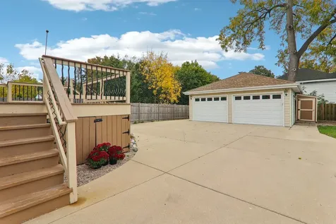 124 Hubbard Court Wauconda IL 60084