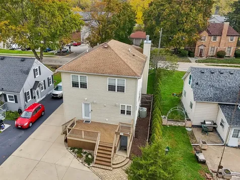 124 Hubbard Court Wauconda IL 60084