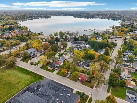 124 Hubbard Court Wauconda IL 60084