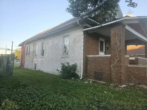 202 156TH Place Calumet City IL 60409