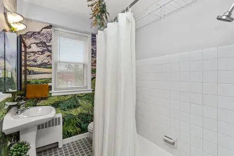 1585 Ridge Avenue Evanston IL 60201