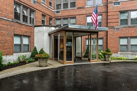 1585 Ridge Avenue Evanston IL 60201