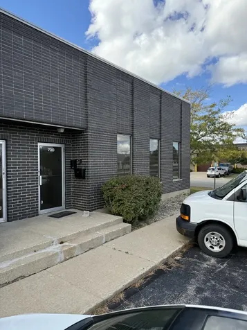 700 Bonnie Lane Elk Grove Village IL 60007