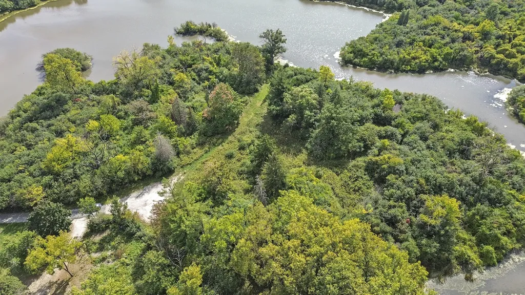 141 Breakenridge Farm Road Oak Brook IL 60523