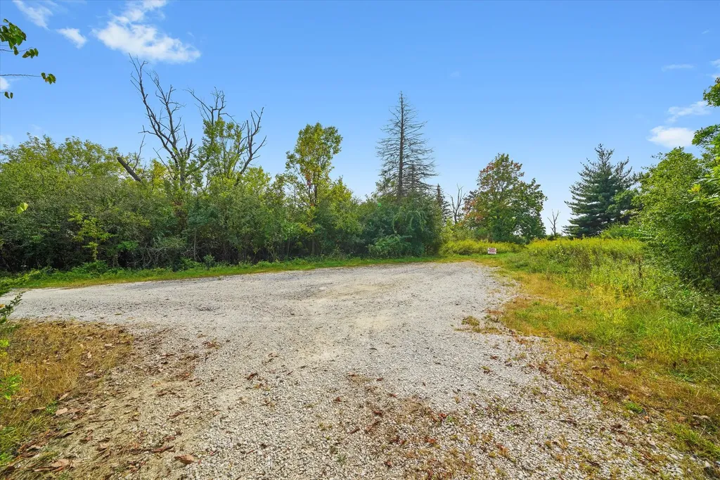 141 Breakenridge Farm Road Oak Brook IL 60523