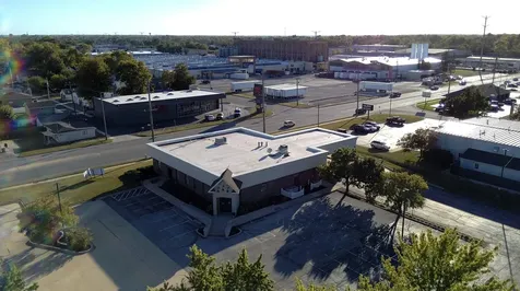 435 East North Street Bradley IL 60915