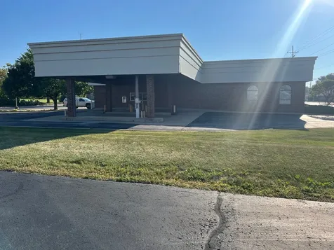 435 East North Street Bradley IL 60915