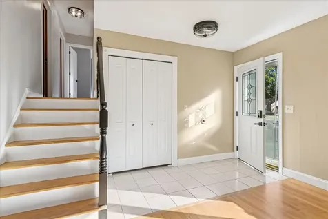 208 South River Road Fox River Grove IL 60021