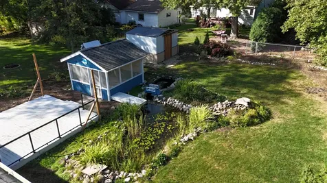 208 South River Road Fox River Grove IL 60021