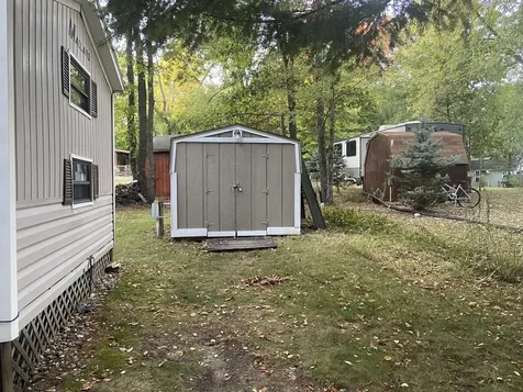 8-89 Woodhaven Lakes Sublette IL 61367