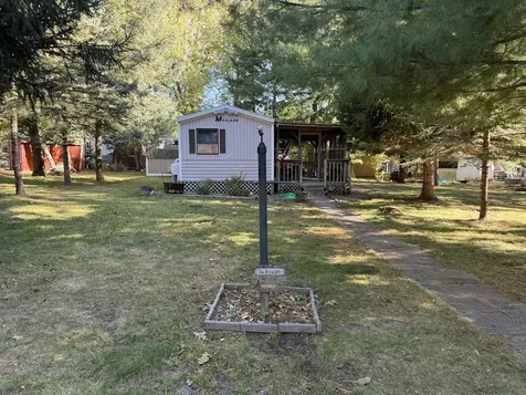 8-89 Woodhaven Lakes Sublette IL 61367