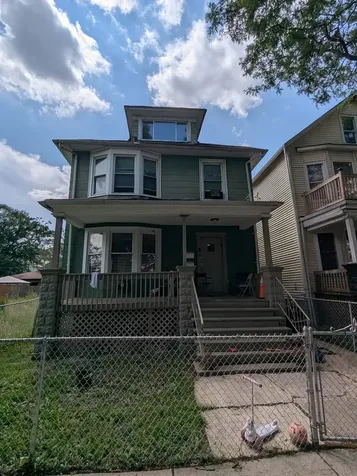10734 South Prairie Avenue Chicago IL 60628