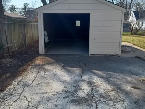 1720 Hiawatha Trail Round Lake Heights IL 60073