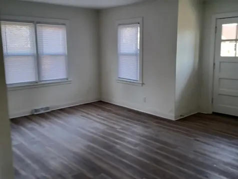 1720 Hiawatha Trail Round Lake Heights IL 60073