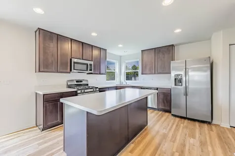 1019 Freeman Street Plano IL 60545