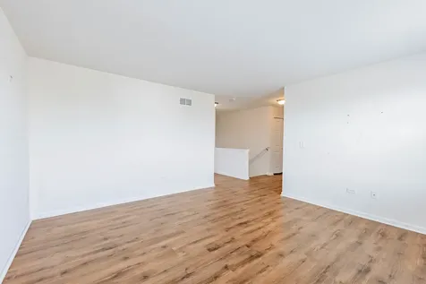 1019 Freeman Street Plano IL 60545