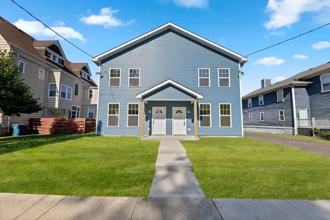 76 North 4th Street Aurora IL 60505