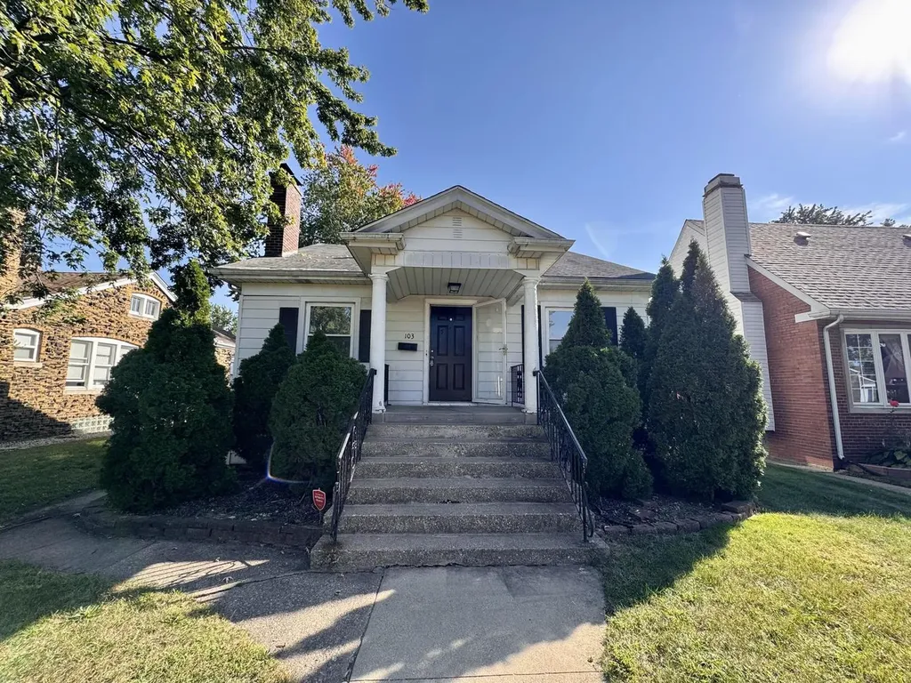 103 Highland Street Calumet City IL 60409