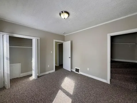 103 Highland Street Calumet City IL 60409