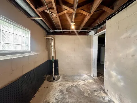 103 Highland Street Calumet City IL 60409