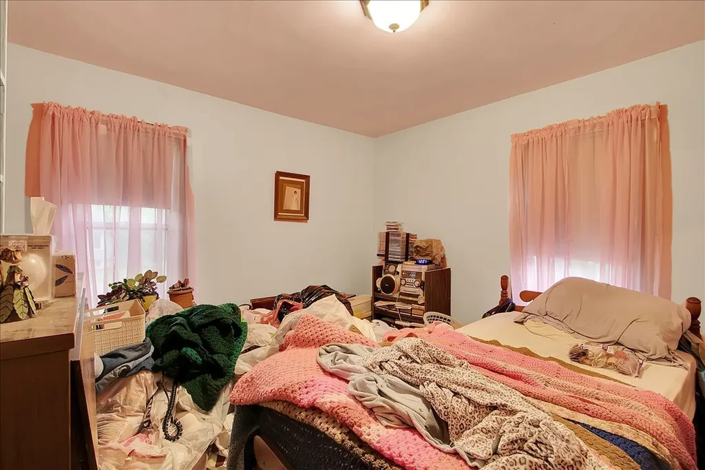 13134 Sacramento Avenue Blue Island IL 60406