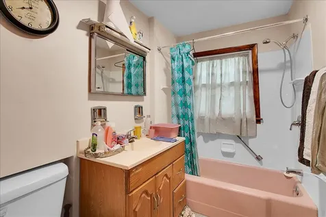 13134 Sacramento Avenue Blue Island IL 60406