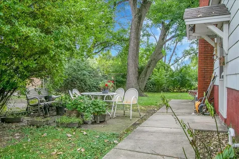 13134 Sacramento Avenue Blue Island IL 60406