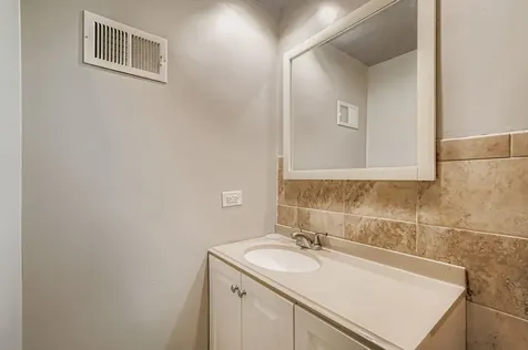 10048 South Pulaski Road Oak Lawn IL 60453