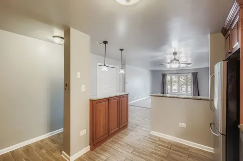 10048 South Pulaski Road Oak Lawn IL 60453