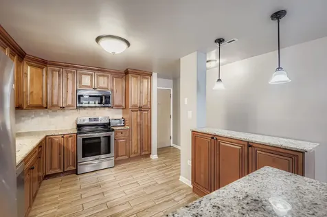 10048 South Pulaski Road Oak Lawn IL 60453