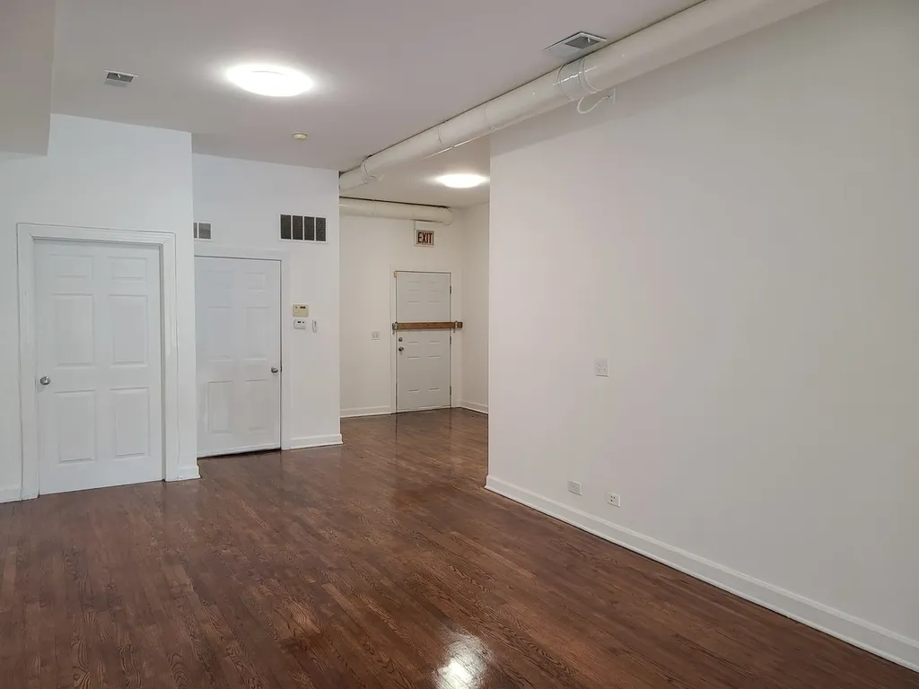 2207 North Western Avenue Chicago IL 60647