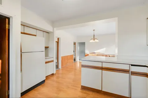 239 Sheridan Avenue Highwood IL 60040