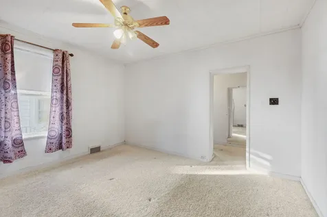 239 Sheridan Avenue Highwood IL 60040