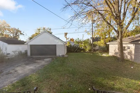 239 Sheridan Avenue Highwood IL 60040