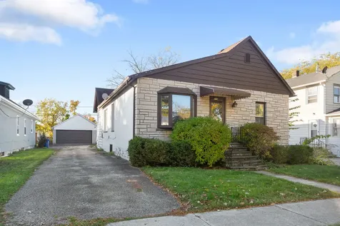 239 Sheridan Avenue Highwood IL 60040