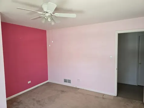 827 South Mckinley Avenue Kankakee IL 60901