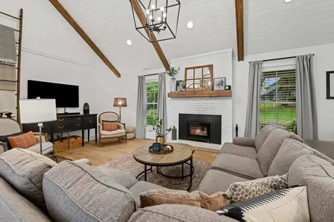 204 Country Commons Road Trout Valley IL 60013