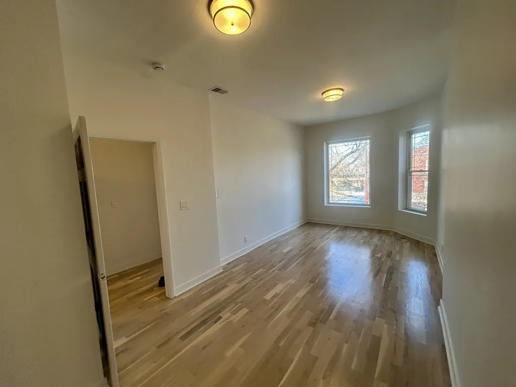 5714 South Prairie Avenue Chicago IL 60637