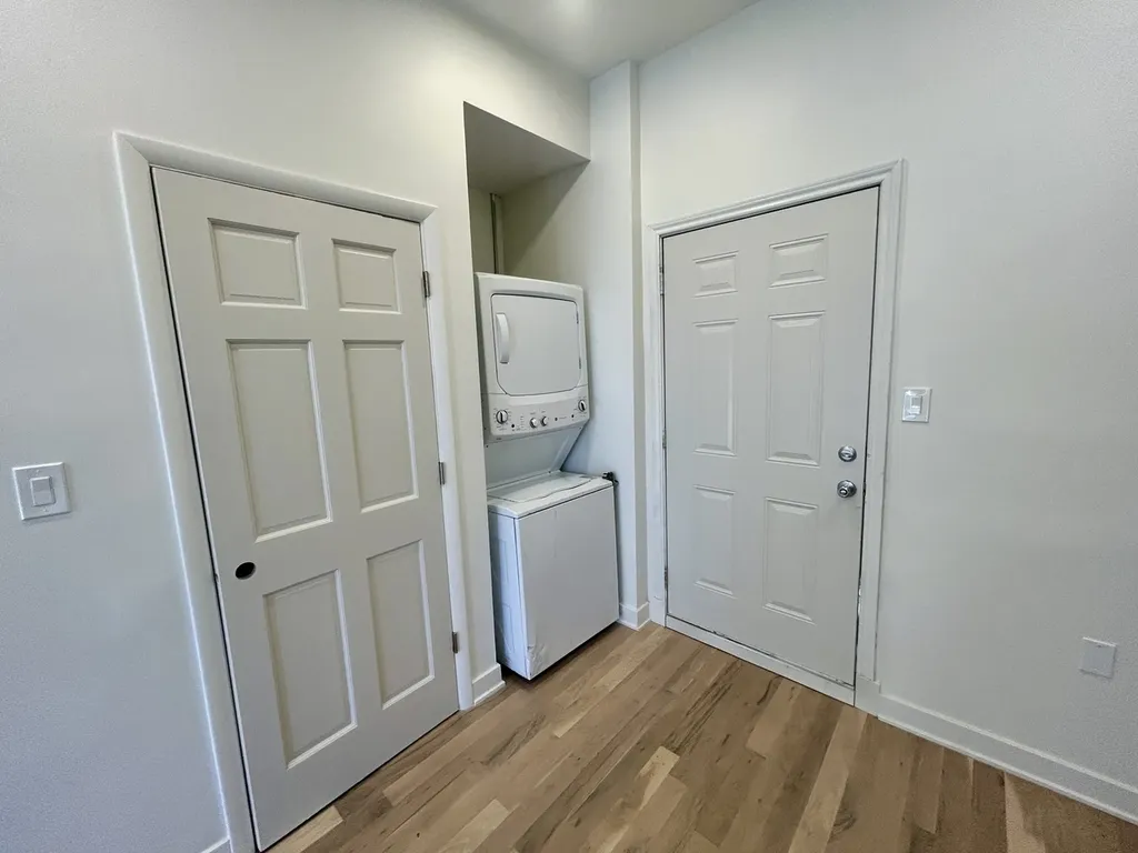 5714 South Prairie Avenue Chicago IL 60637