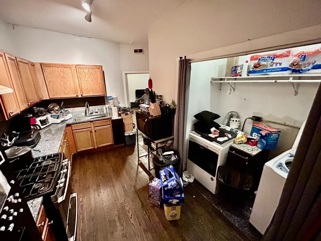 5714 South Prairie Avenue Chicago IL 60637