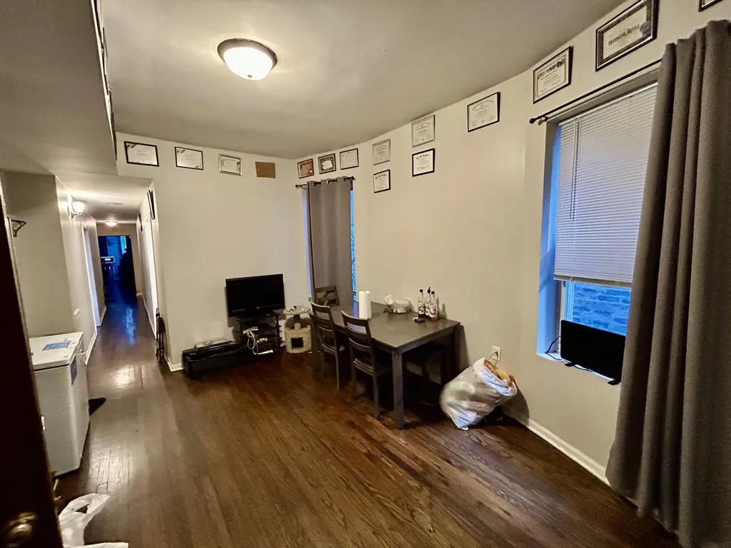 5714 South Prairie Avenue Chicago IL 60637