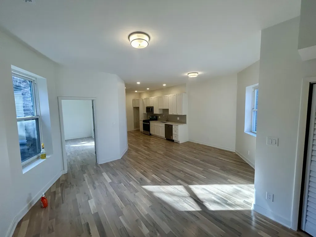 5714 South Prairie Avenue Chicago IL 60637